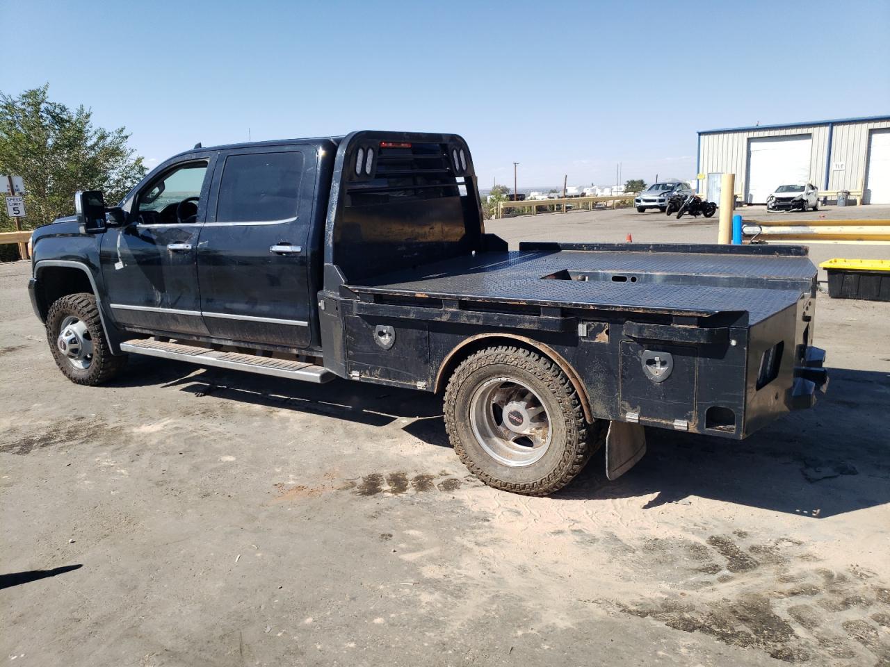 2016 GMC Sierra K3500 Denali - Фото 2