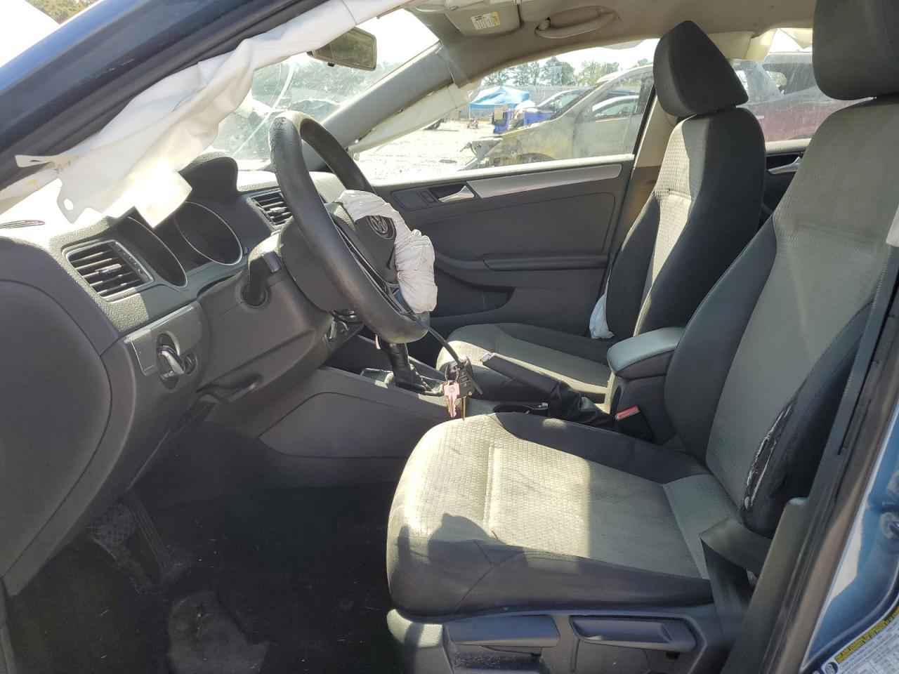 2017 Volkswagen Jetta S - Image 7