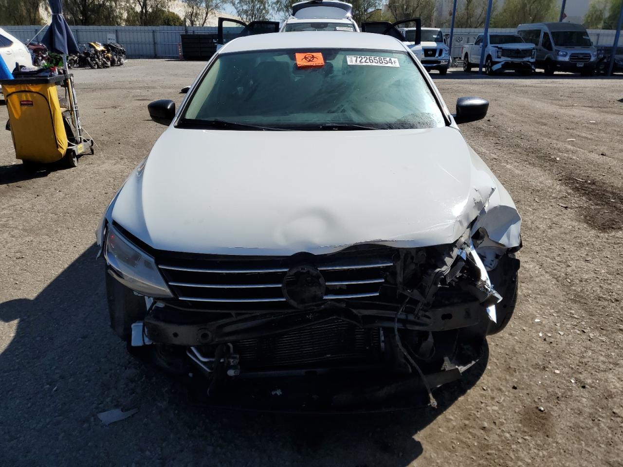 2016 Volkswagen Jetta Se - Image 5