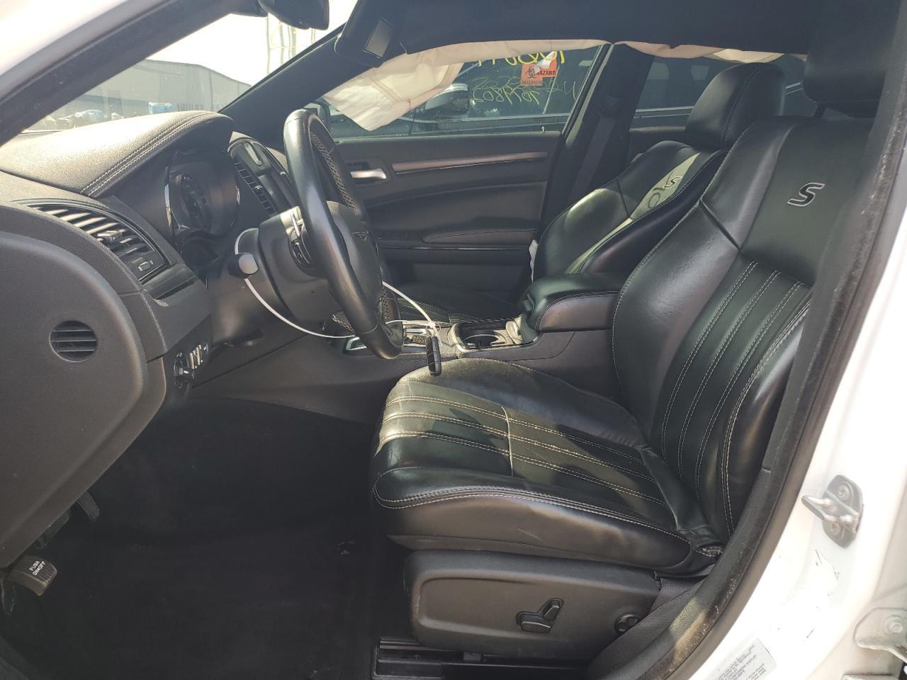 2020 Chrysler 300 S - Фото 7