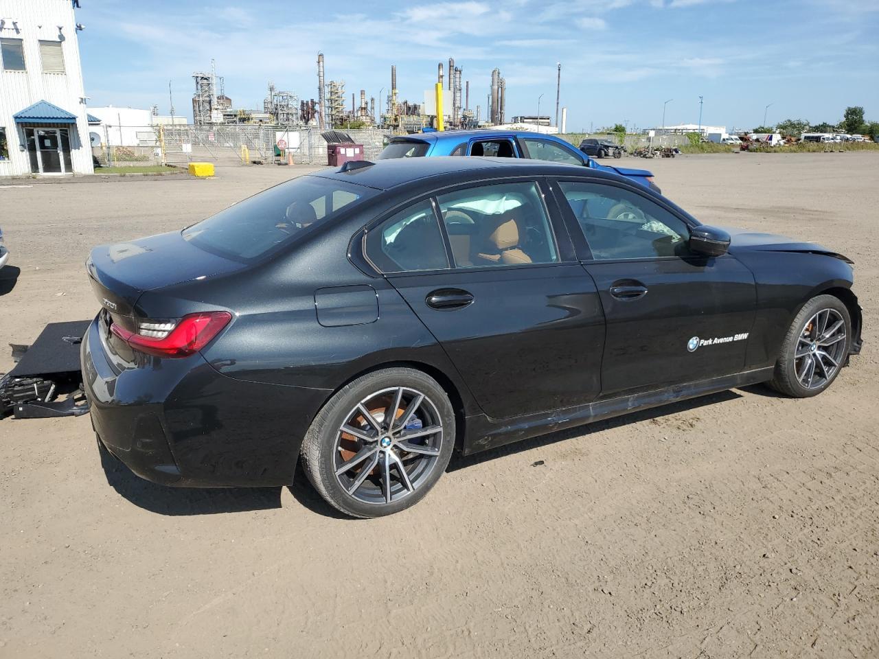 2023 BMW 330Xi - Image 3