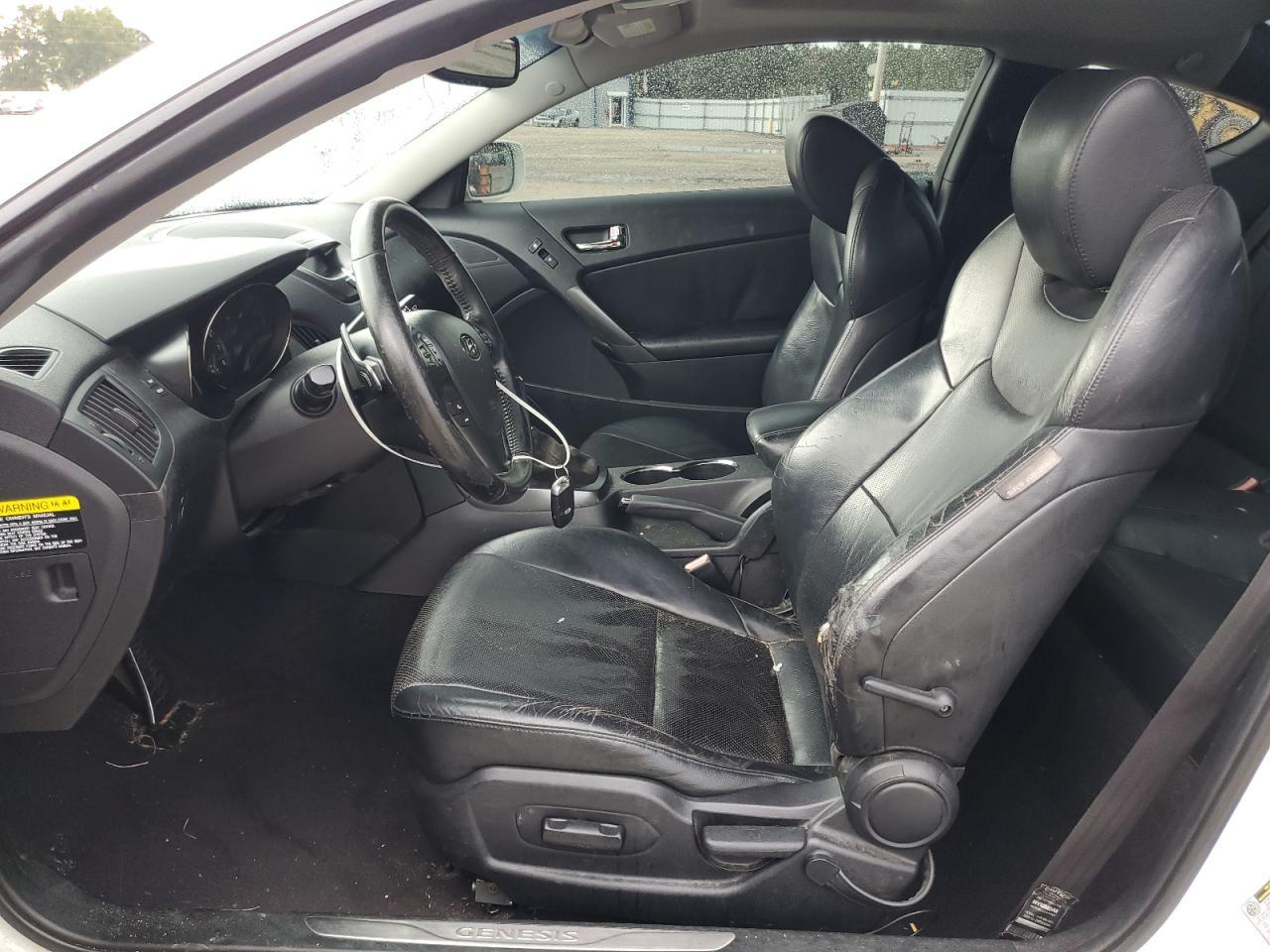 2011 Hyundai Genesis Coupe 3.8L - Image 7