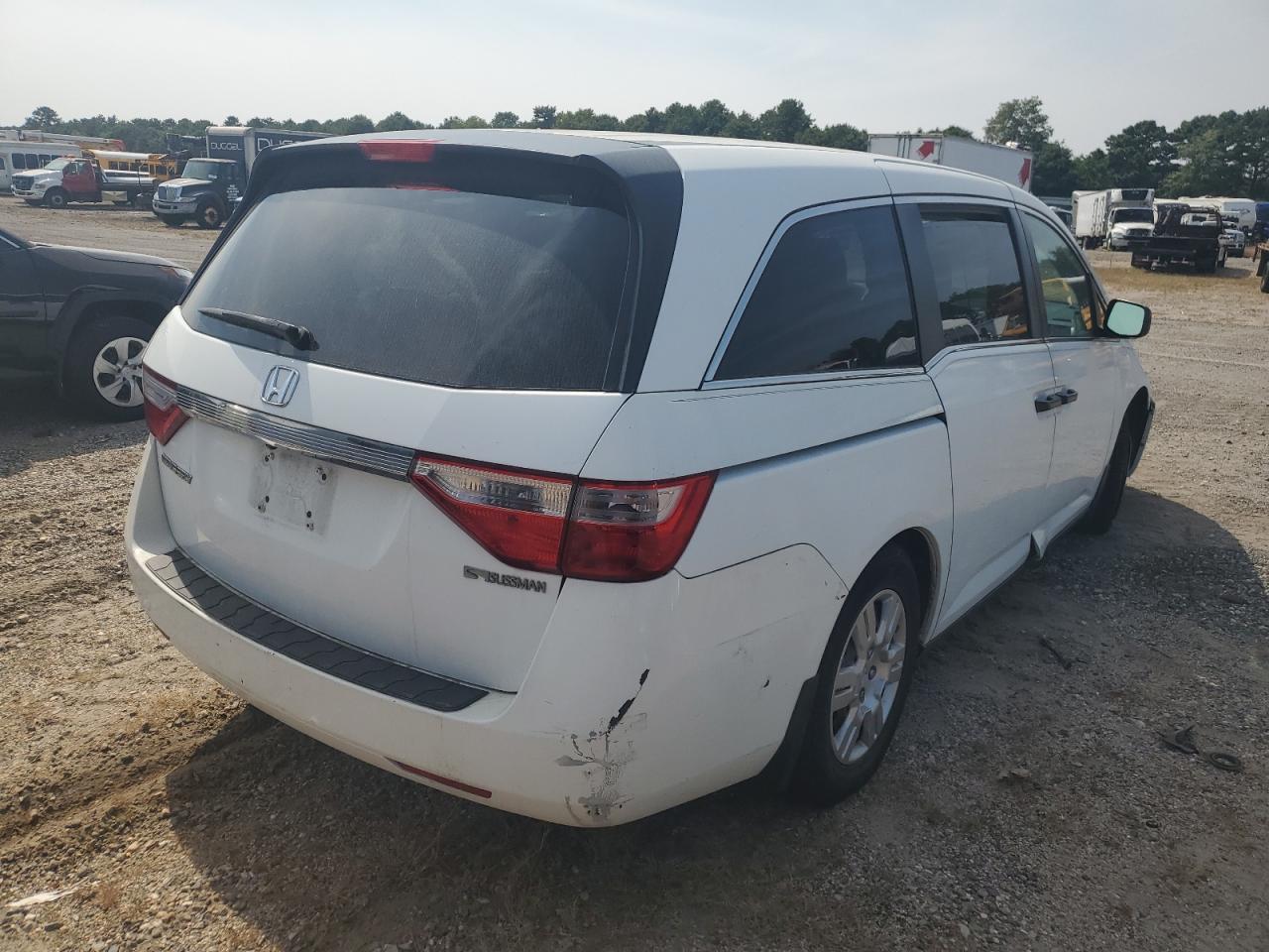 2013 Honda Odyssey Lx - Фото 3