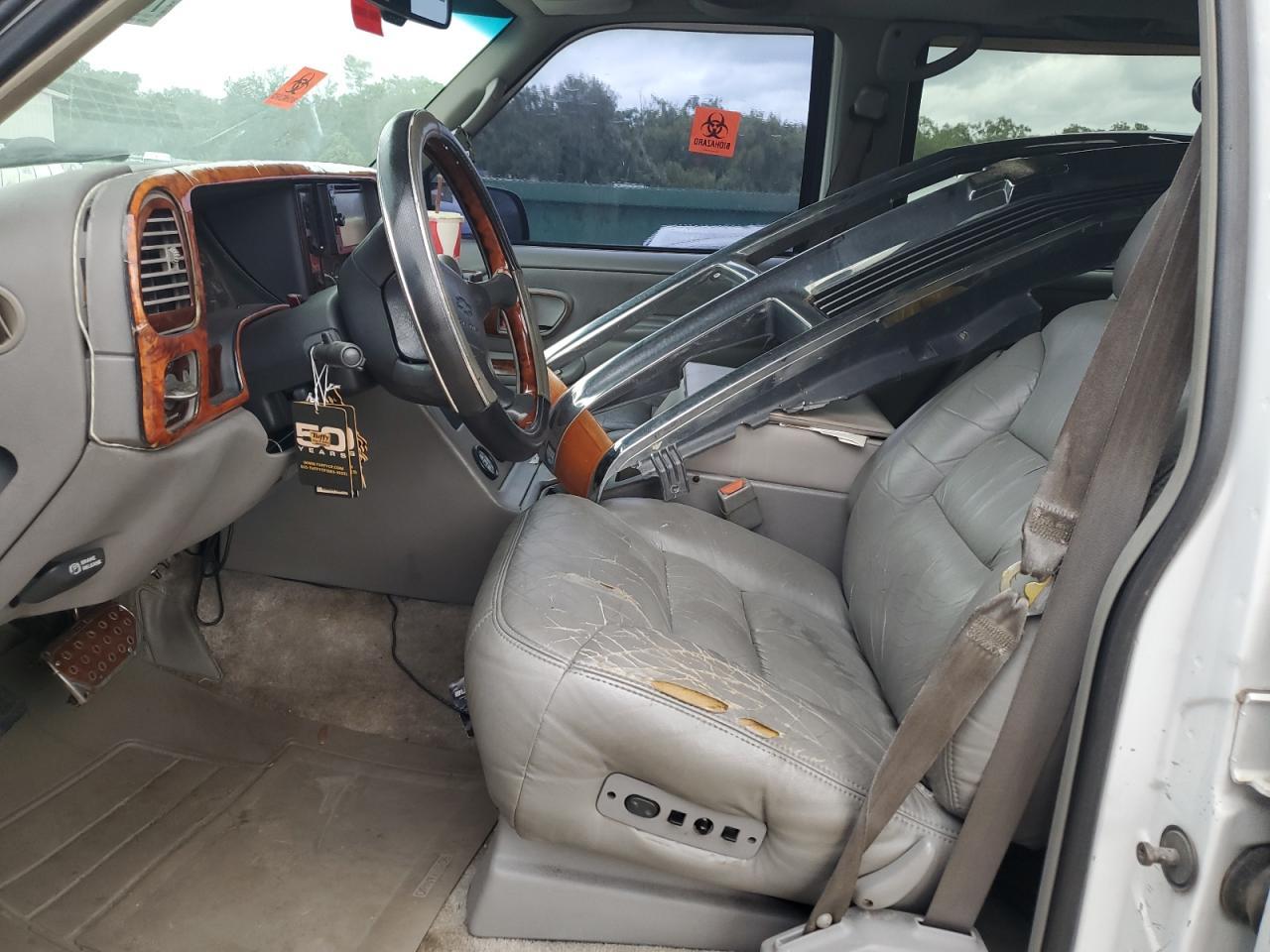 1996 Chevrolet Suburban C1500 - Фото 7
