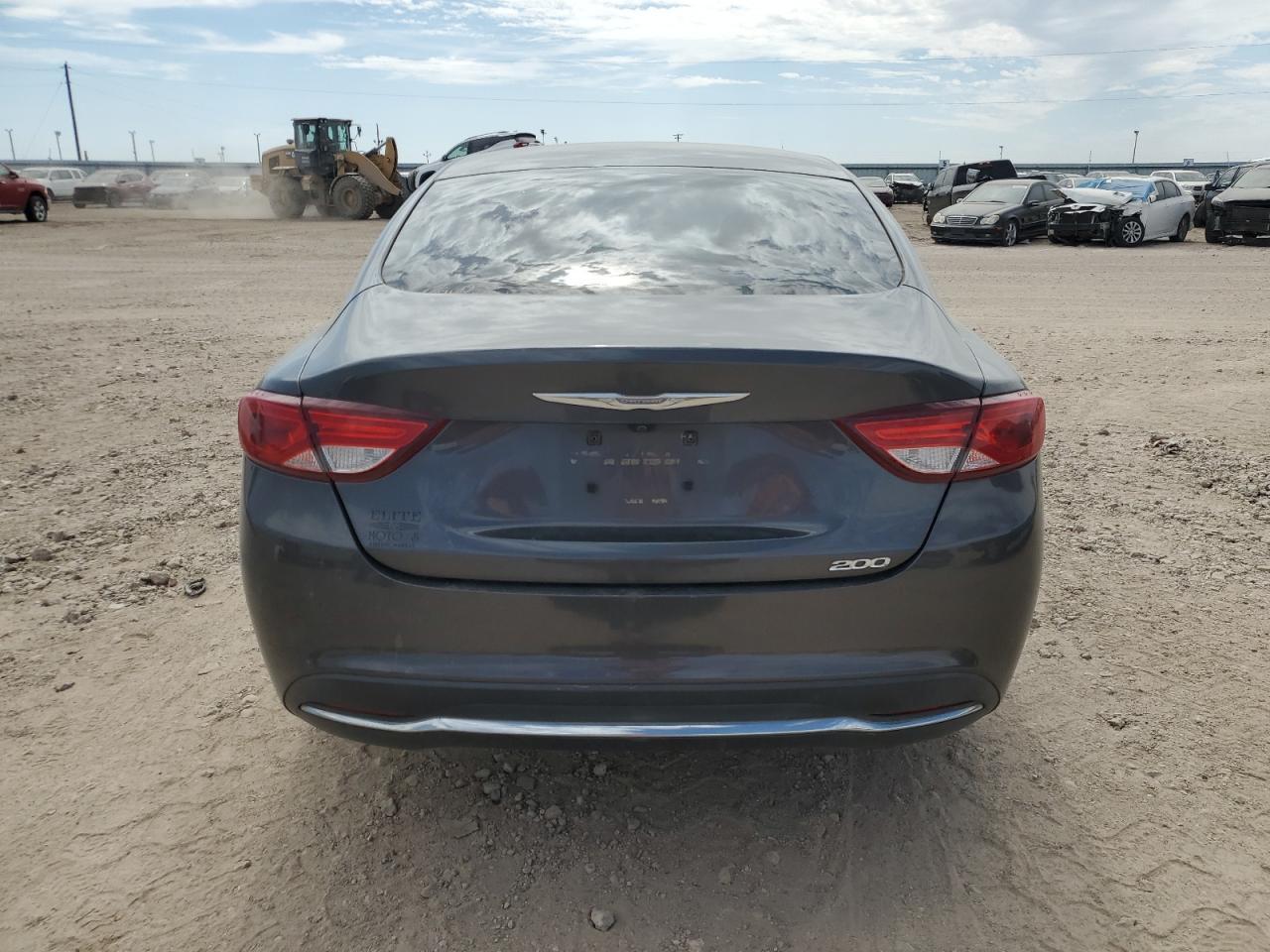 2016 Chrysler 200 Limited - Фото 6