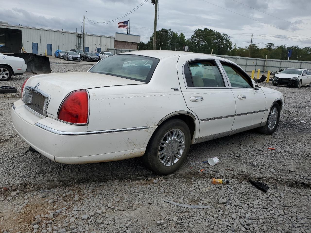 2007 Lincoln Town Car Signature Limited - Фото 3