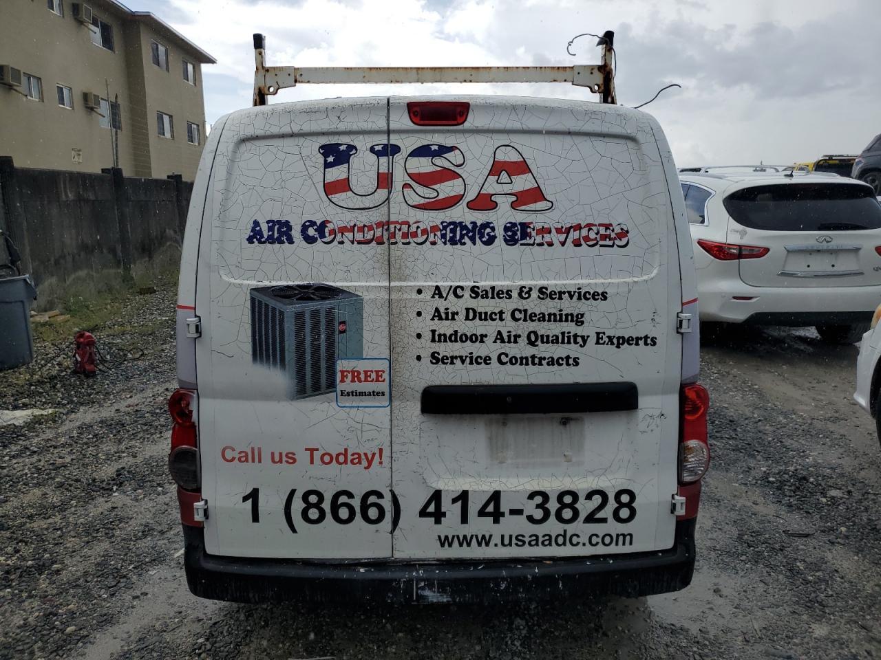 2014 Nissan Nv200 2.5S - Фото 6