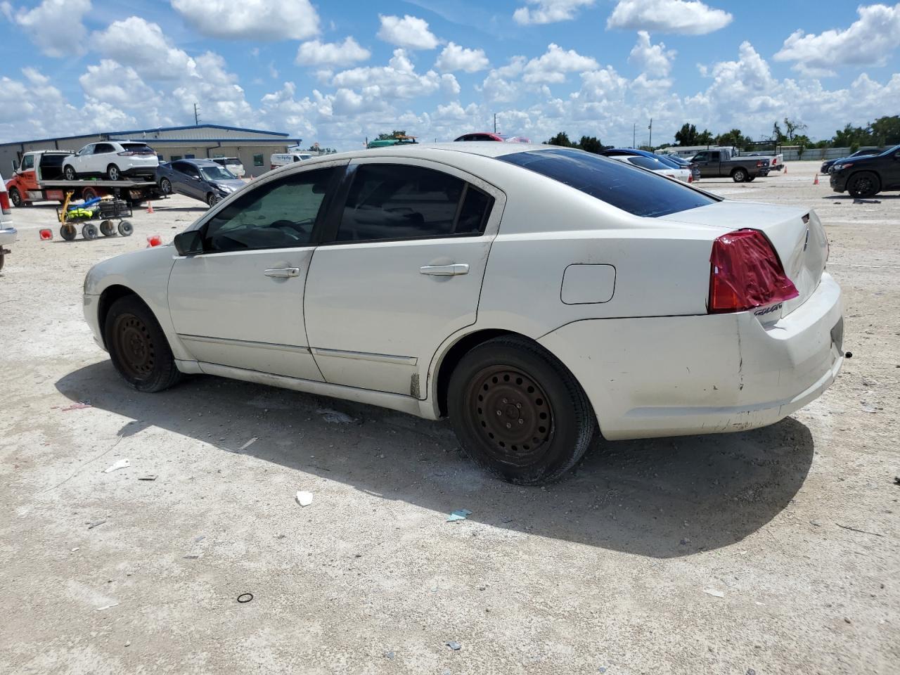 2004 Mitsubishi Galant Es Medium - Фото 2