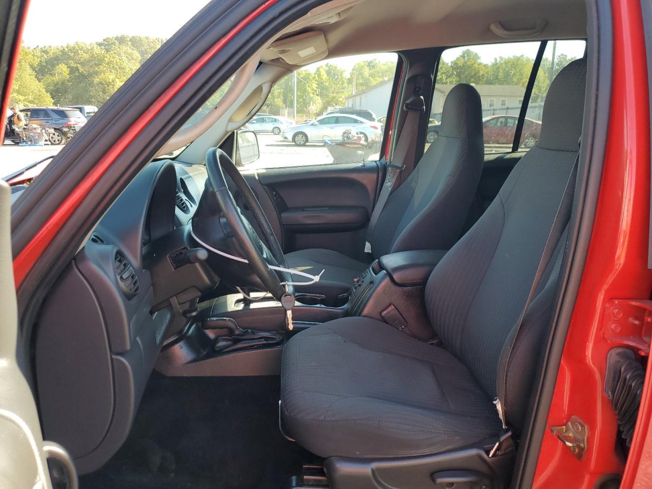 2003 Jeep Liberty Sport - Фото 7