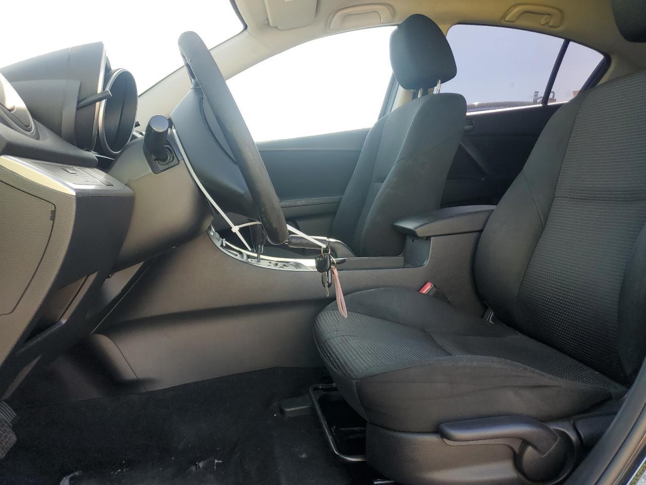 2013 Mazda 3 I - Image 7