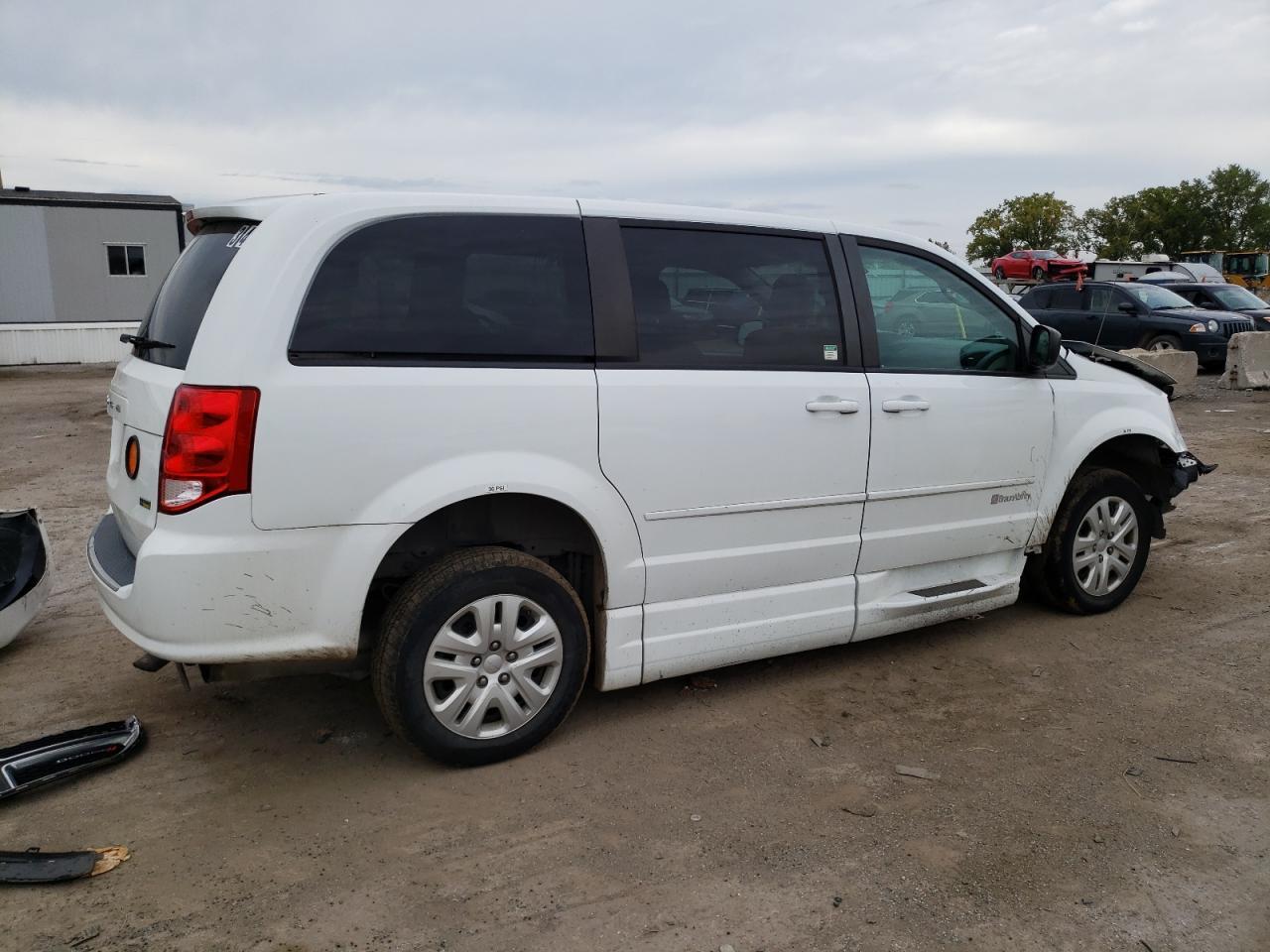 2017 Dodge Grand Caravan Se - Image 3