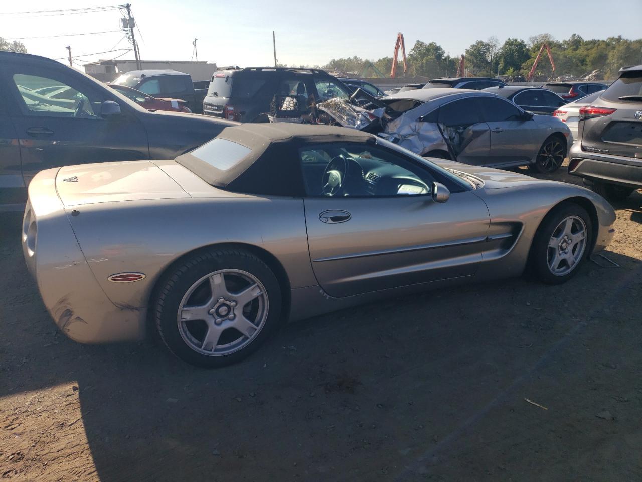 1999 Chevrolet Corvette - Фото 3