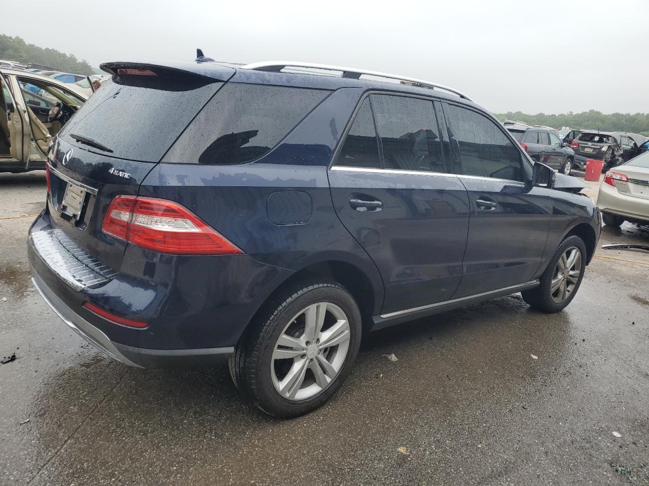 2014 Mercedes-Benz Ml 350 4Matic - Image 3