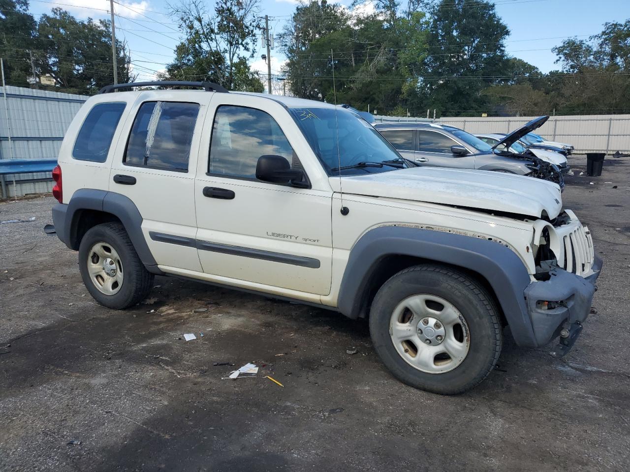 2003 Jeep Liberty Sport - Image 4