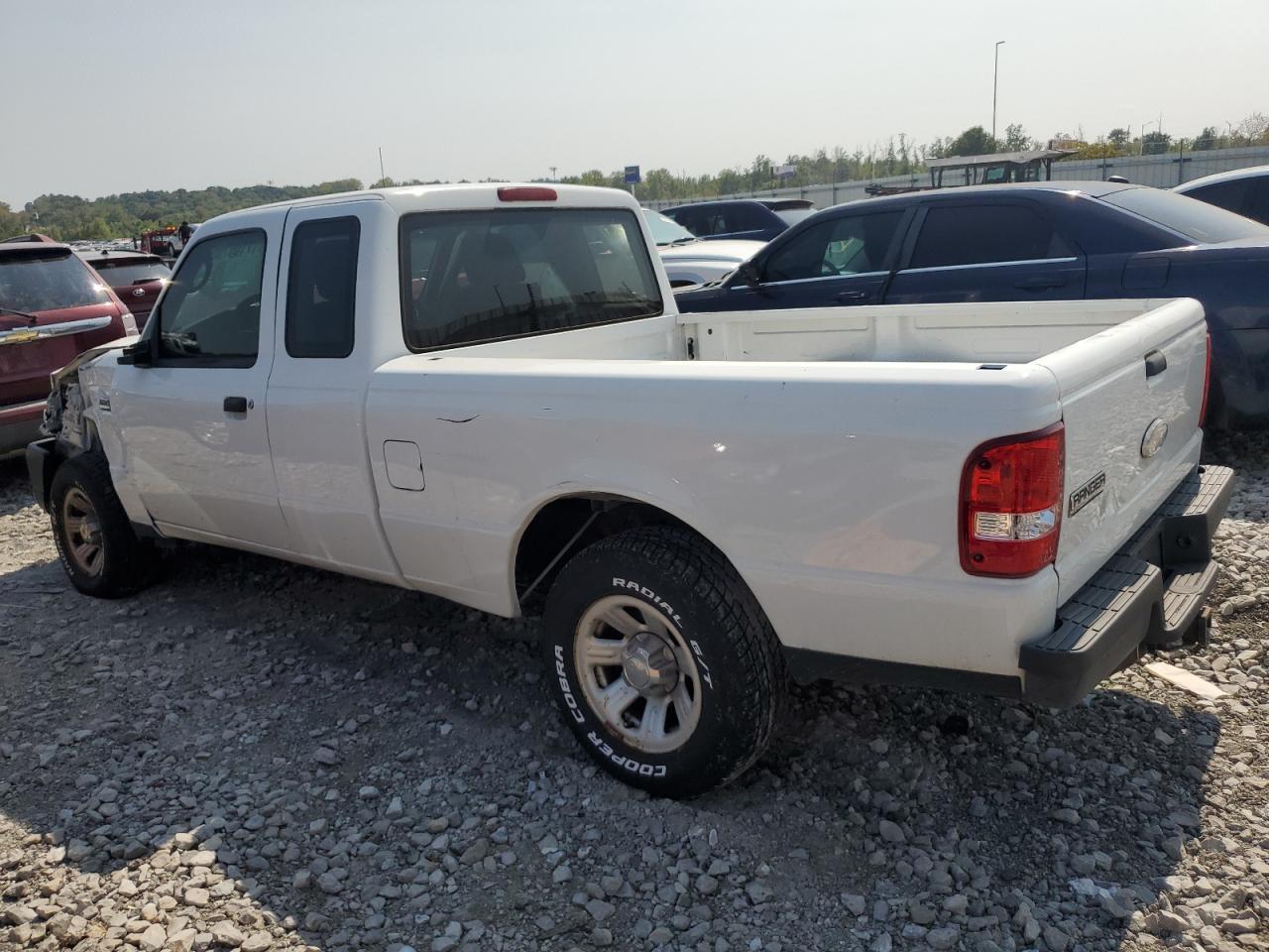 2011 Ford Ranger Super Cab - Image 2