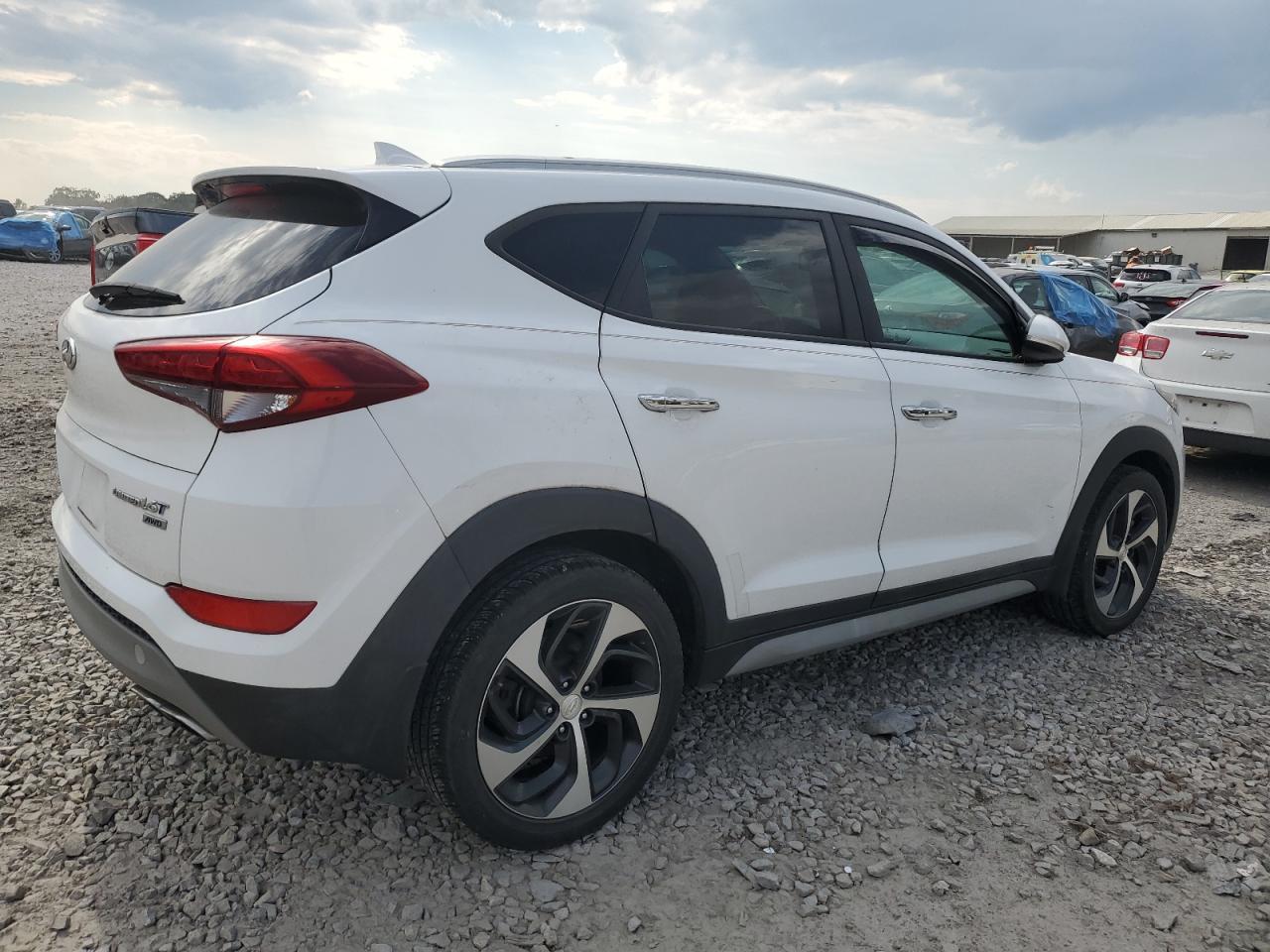 2017 Hyundai Tucson Limited - Image 3
