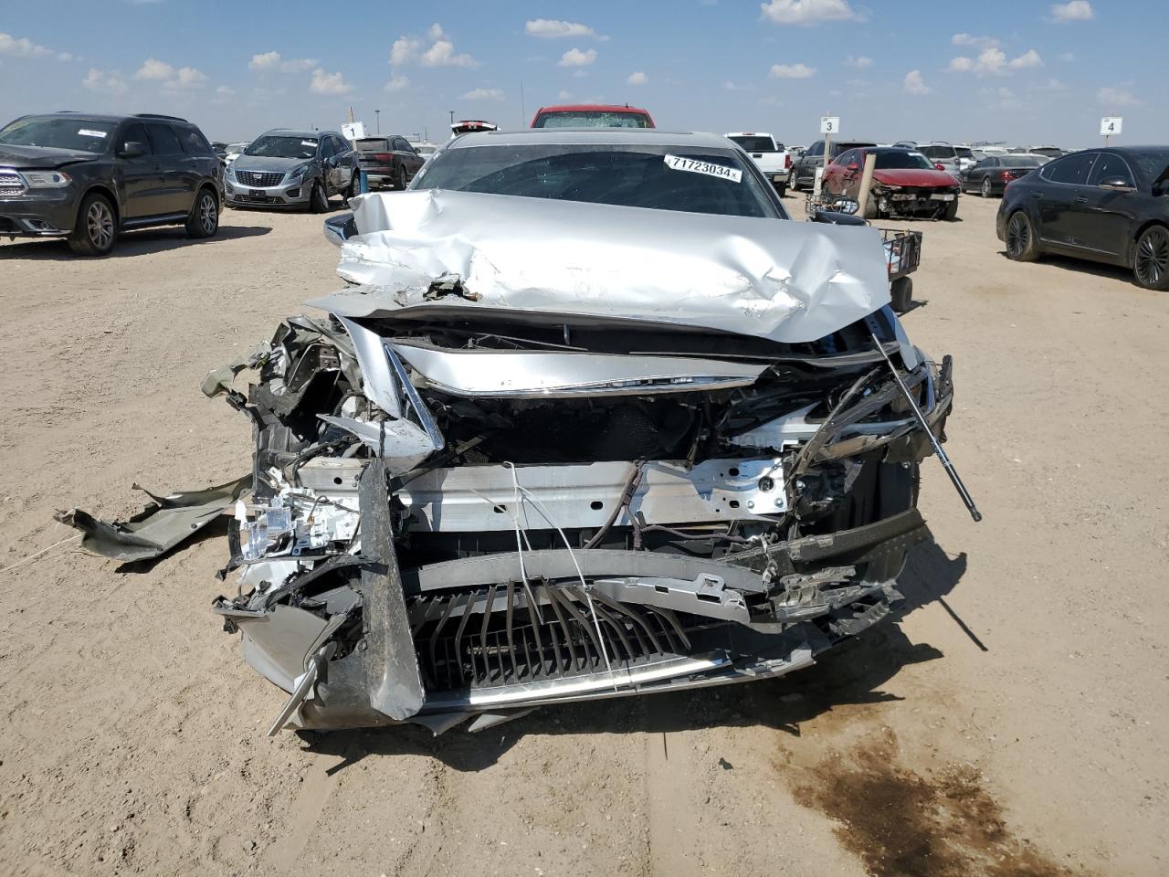 2021 Lexus Es 300H - Фото 5