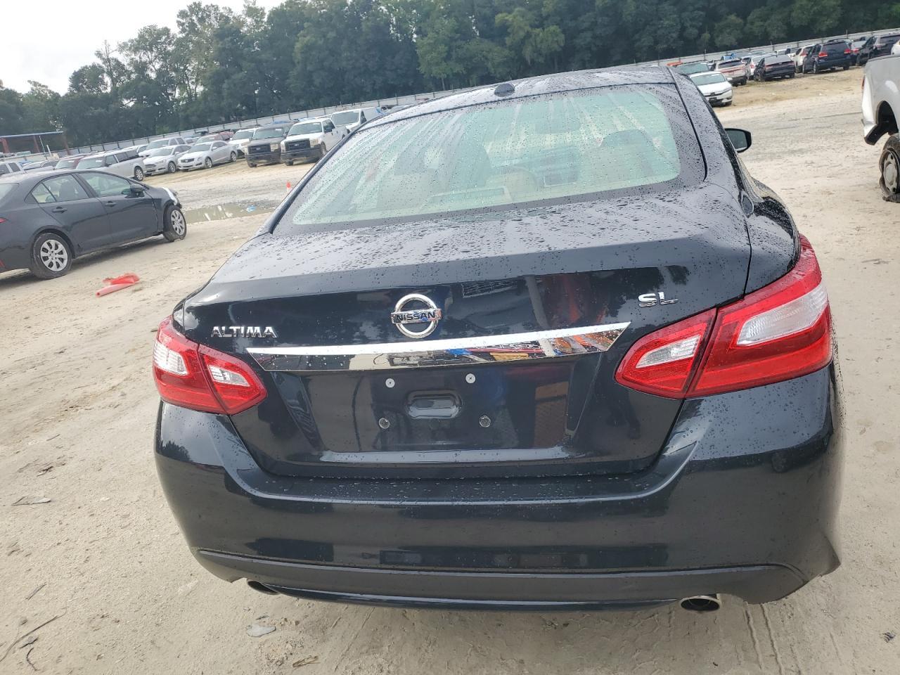 2017 Nissan Altima 2.5 - Фото 6
