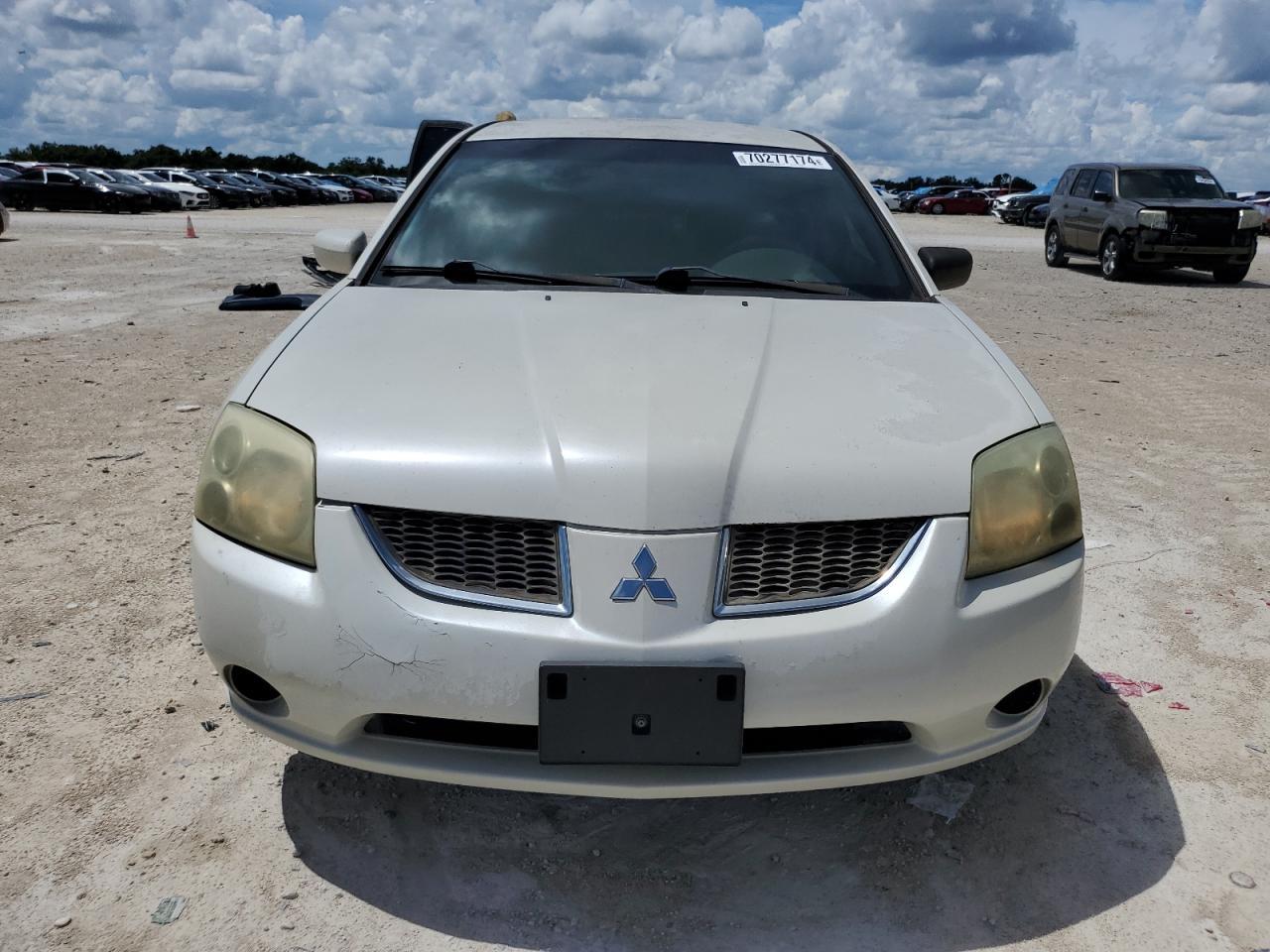 2004 Mitsubishi Galant Es Medium - Фото 5