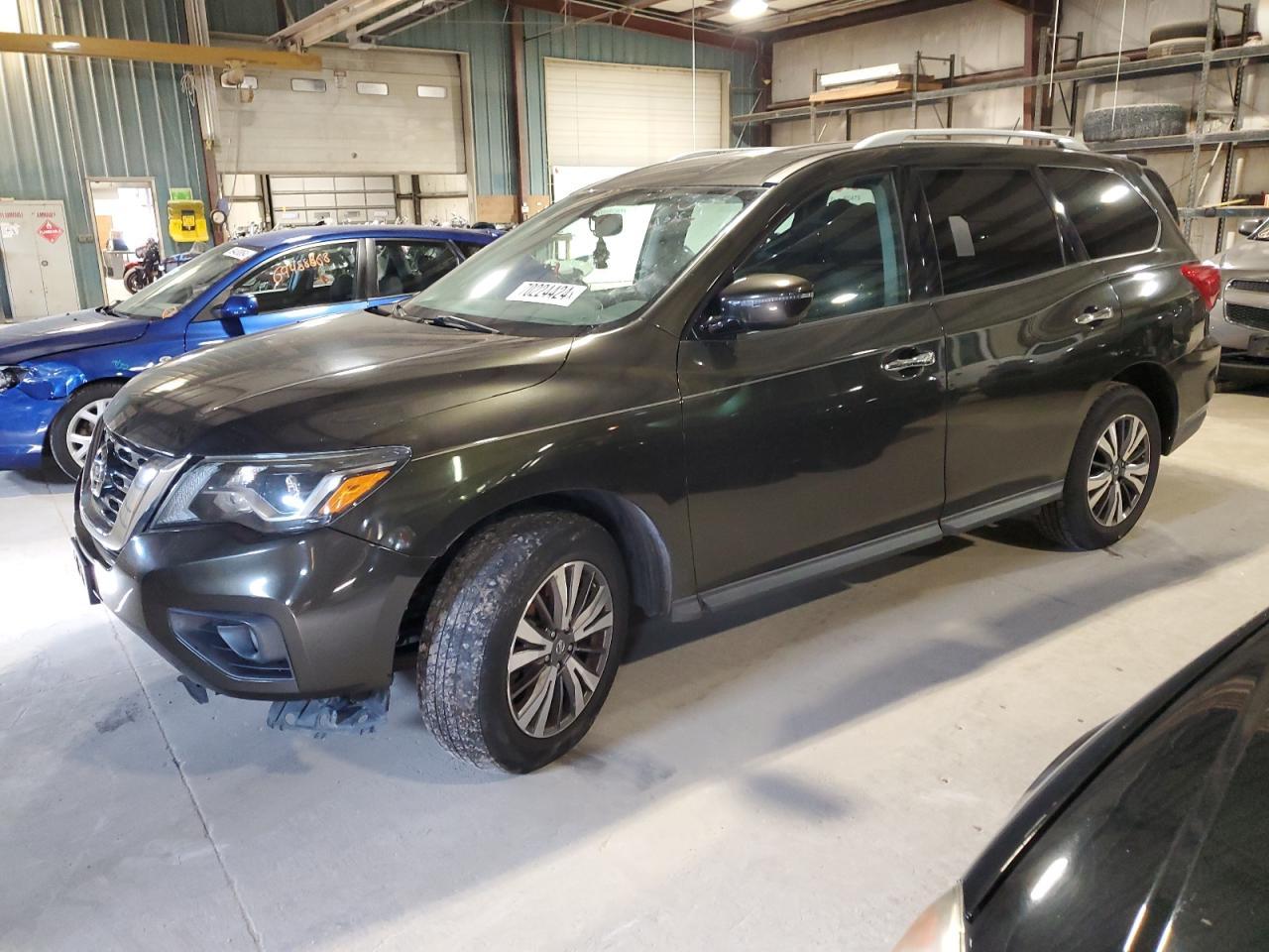 2017 Nissan Pathfinder S
