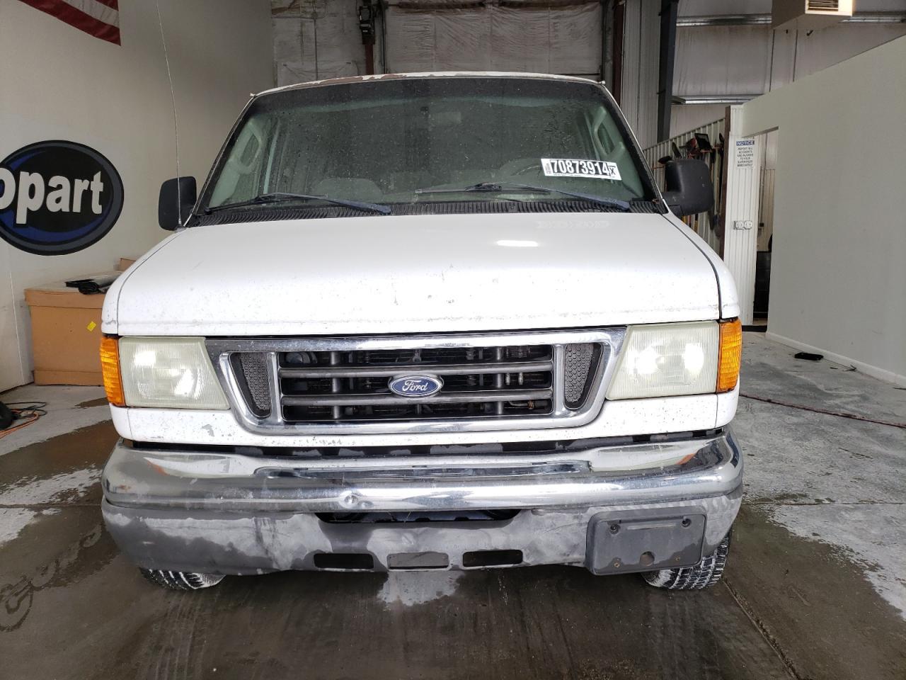 2006 Ford Econoline E350 Super Duty Wagon - Фото 5