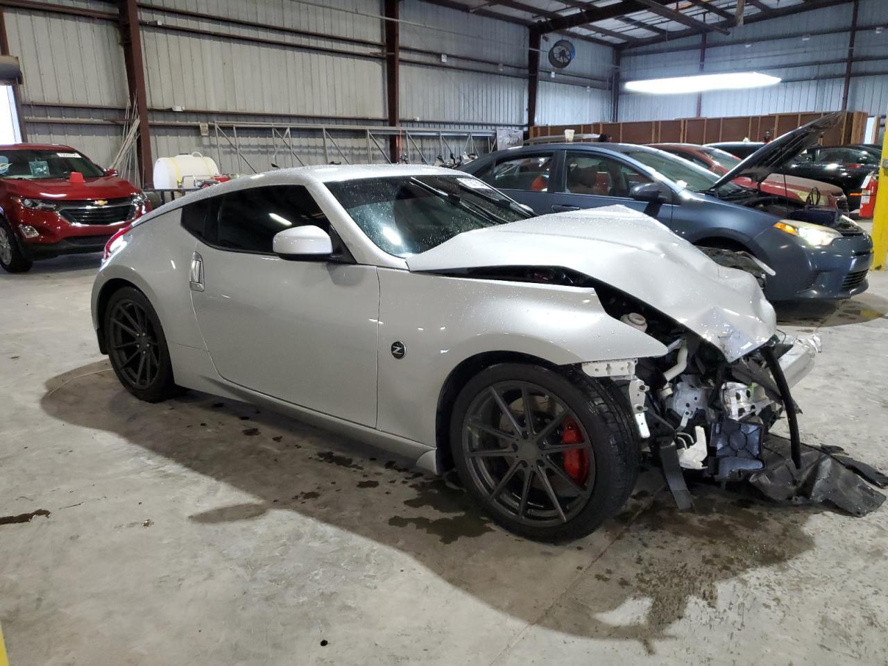 2016 Nissan 370Z Base - Image 4