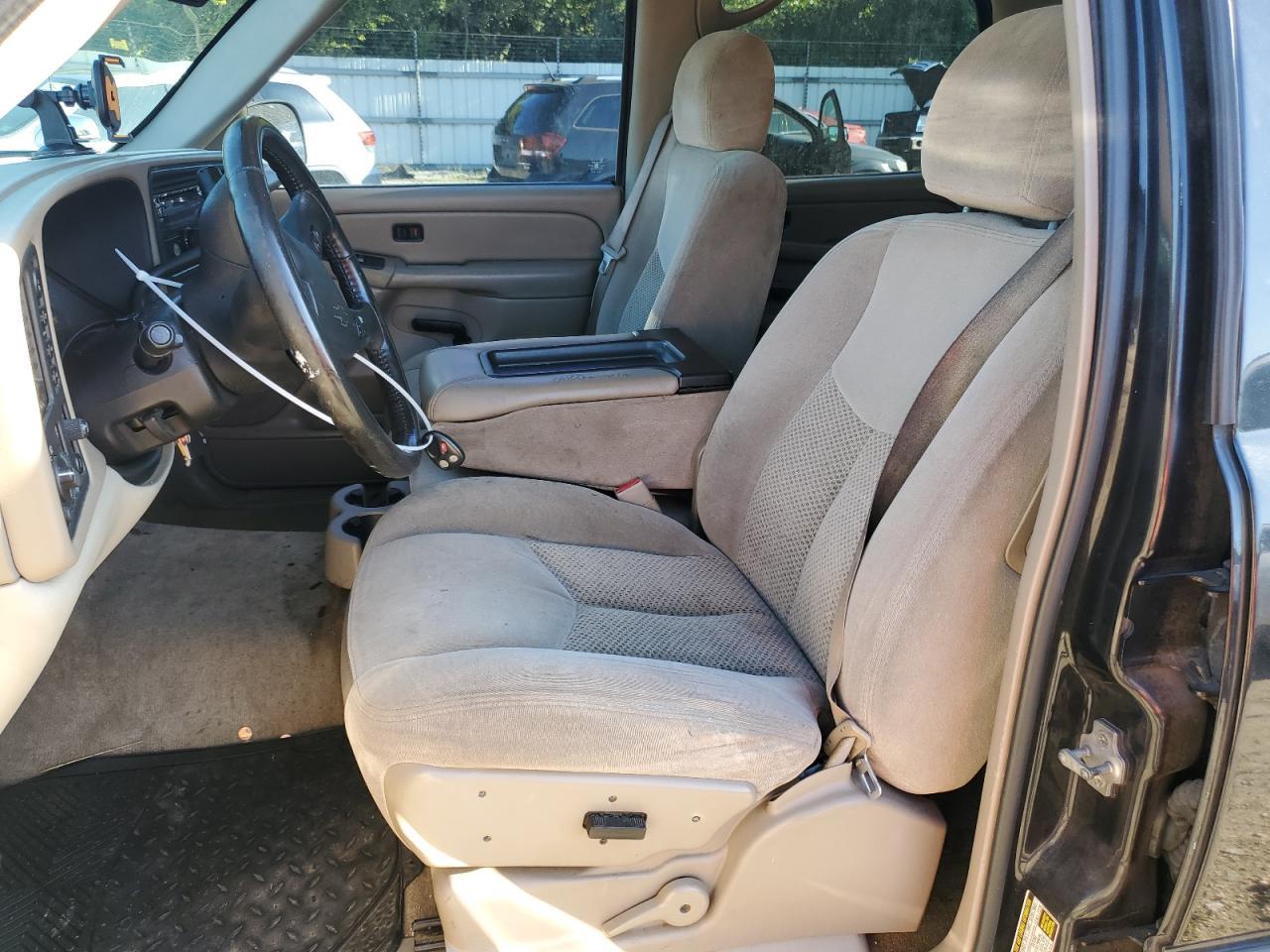 2006 Chevrolet Tahoe - Image 6