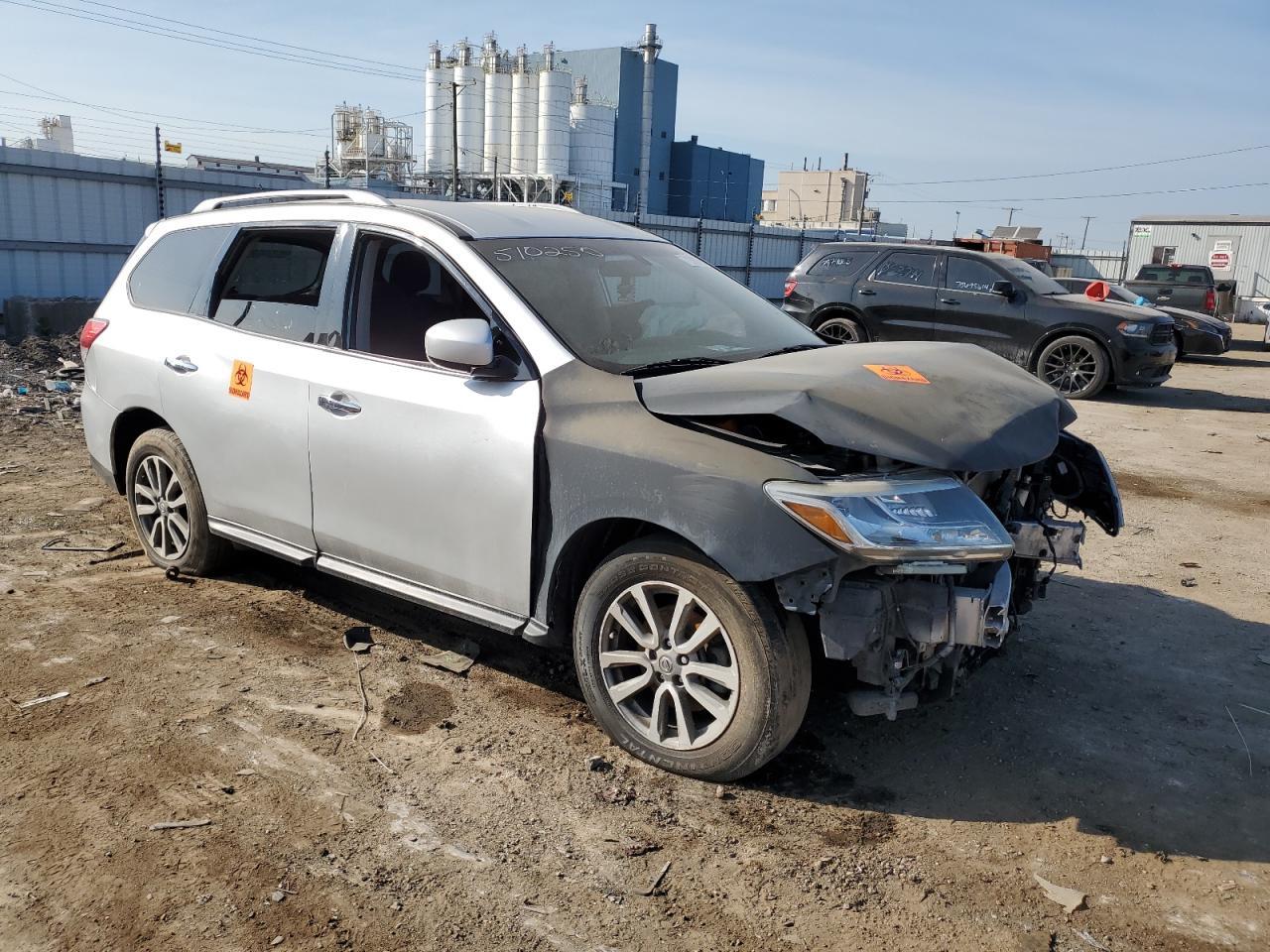 2016 Nissan Pathfinder S - Фото 4