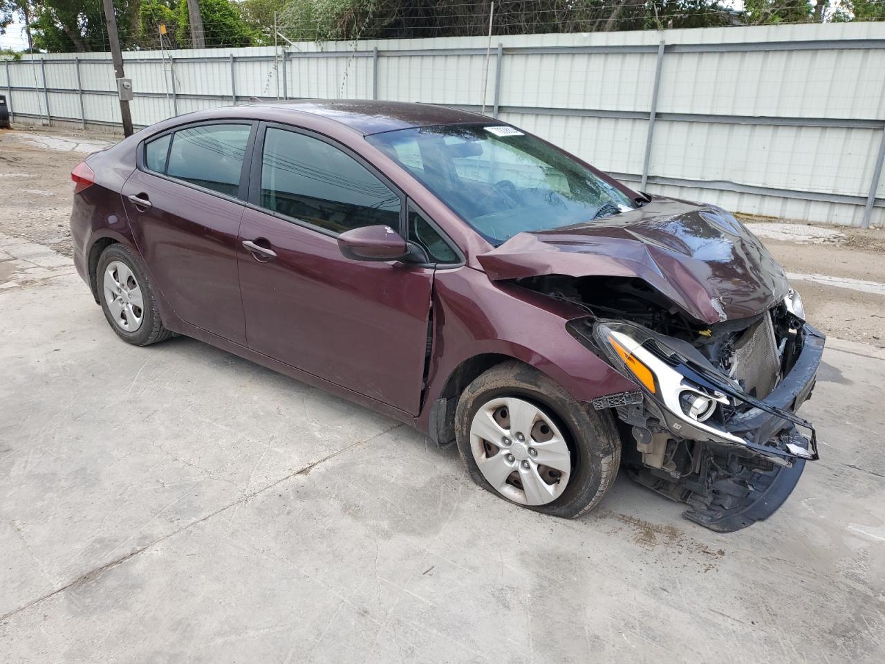 2017 Kia Forte Lx - Image 4