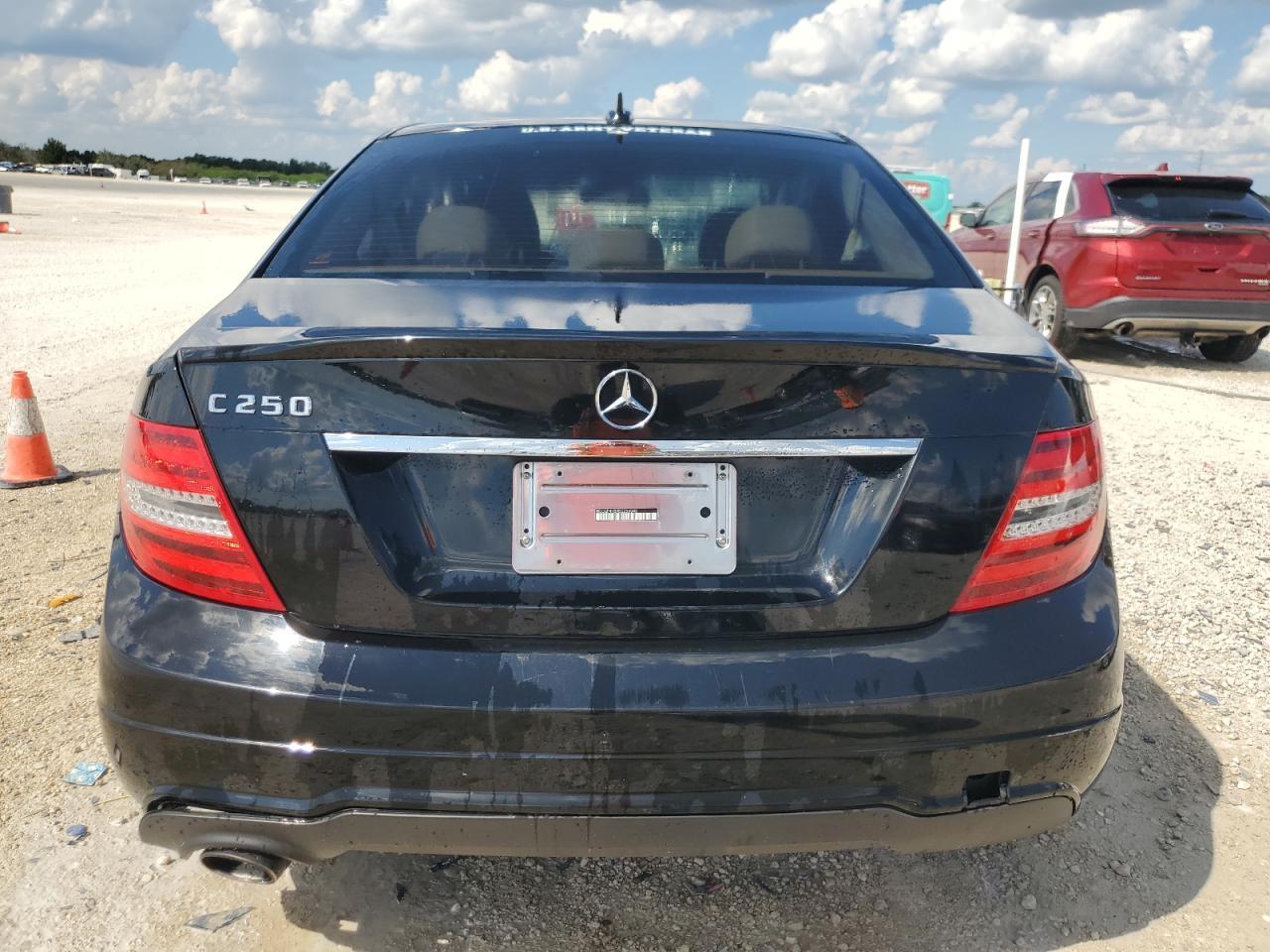 2014 Mercedes-Benz C 250 - Фото 6