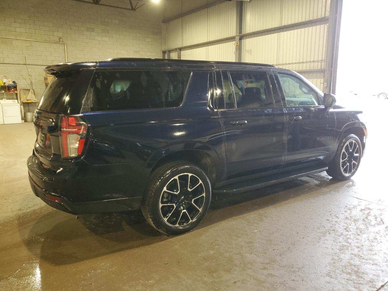 2024 Chevrolet Suburban K1500 Rst - Image 3