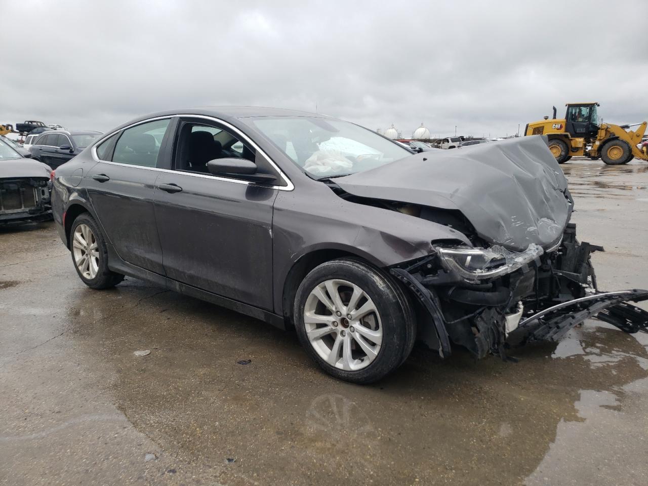 2016 Chrysler 200 Limited - Image 4
