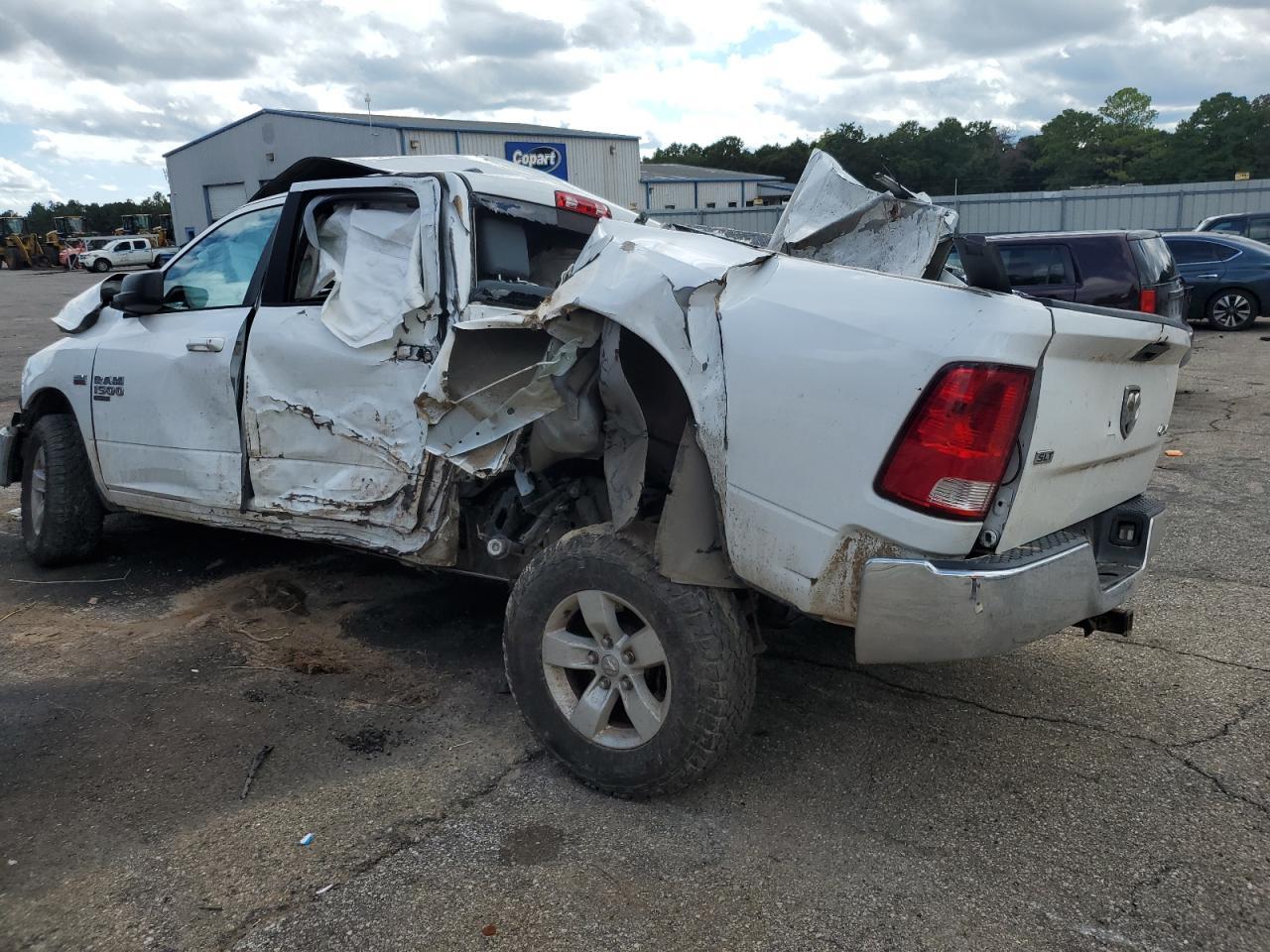 2019 Ram 1500 Classic Slt - Image 2