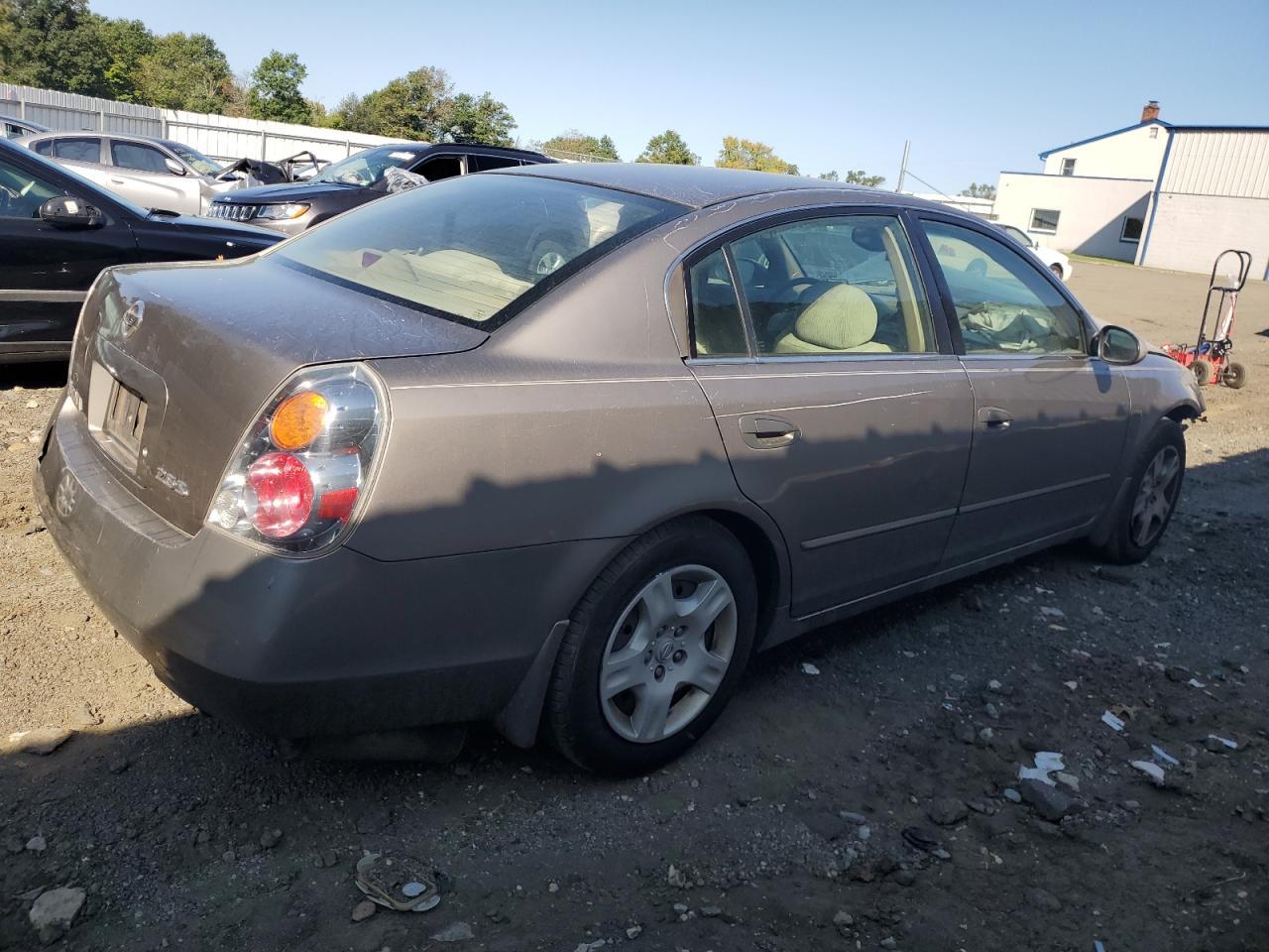 2003 Nissan Altima Base - Фото 3