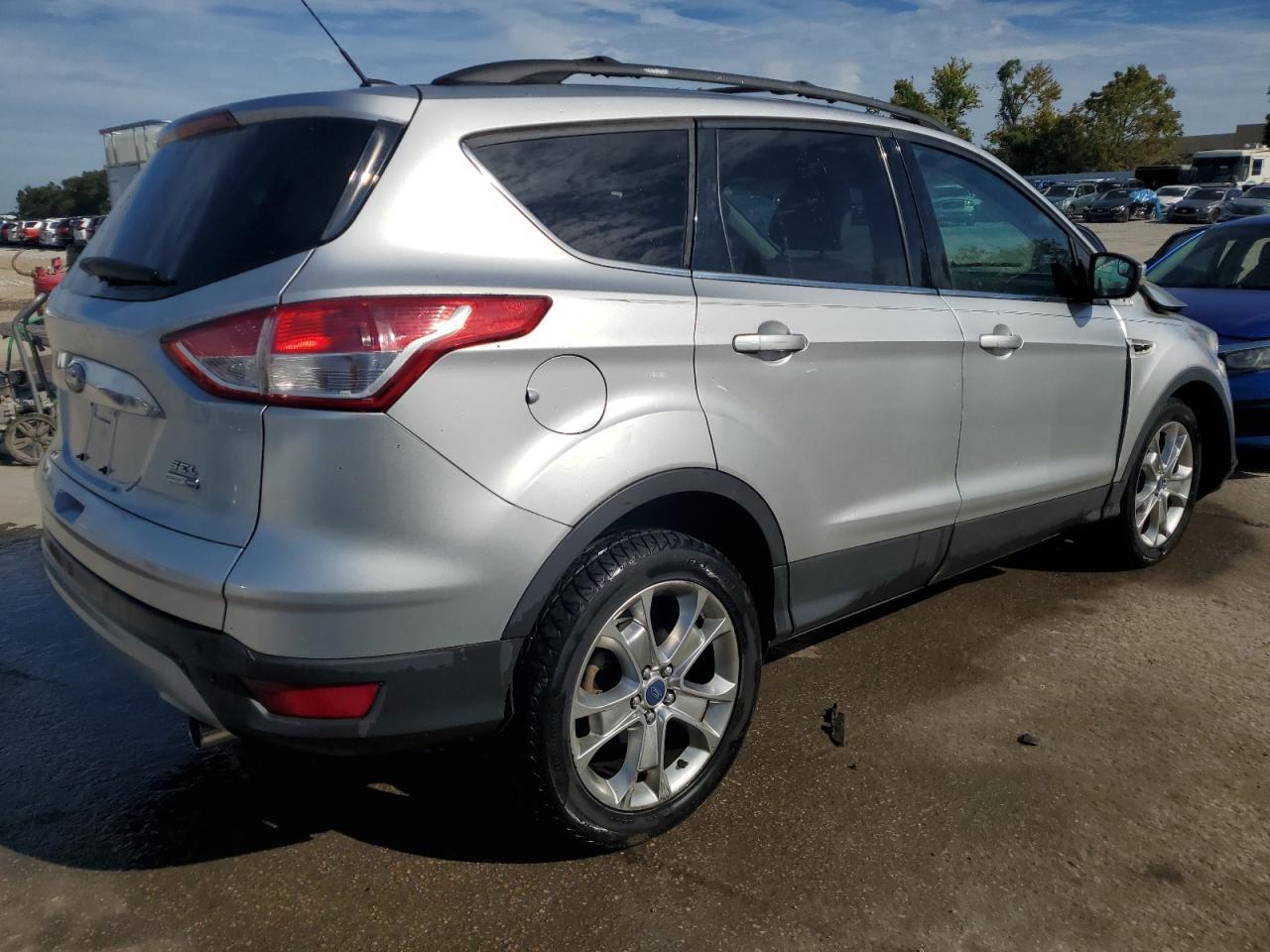 2013 Ford Escape Sel - Фото 3