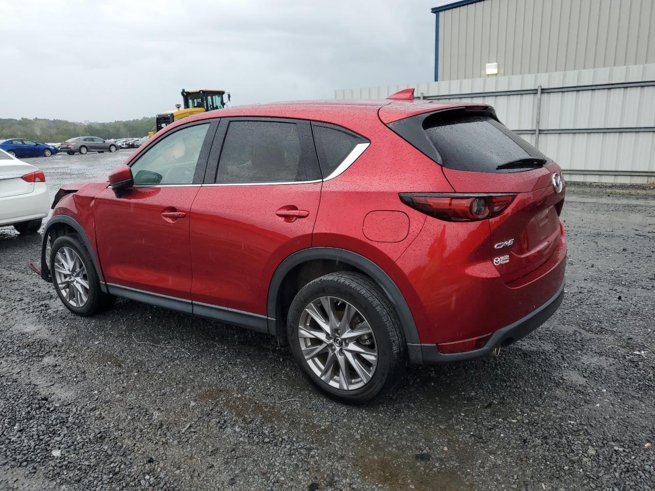 2019 Mazda Cx-5 Grand Touring - Image 2