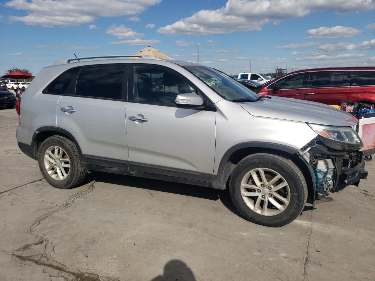 2014 Kia Sorento Lx - Image 4