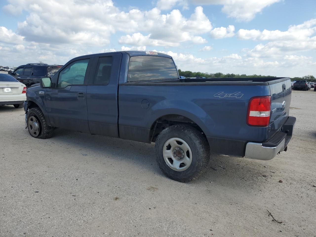 2006 Ford F150 - Фото 2