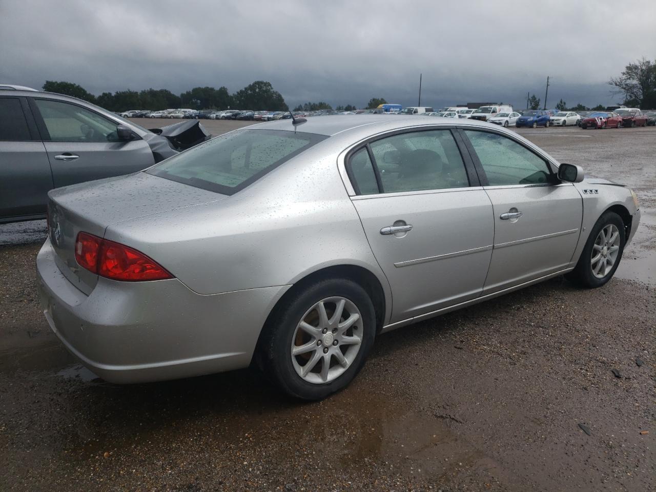 2008 Buick Lucerne Cxl - Image 3