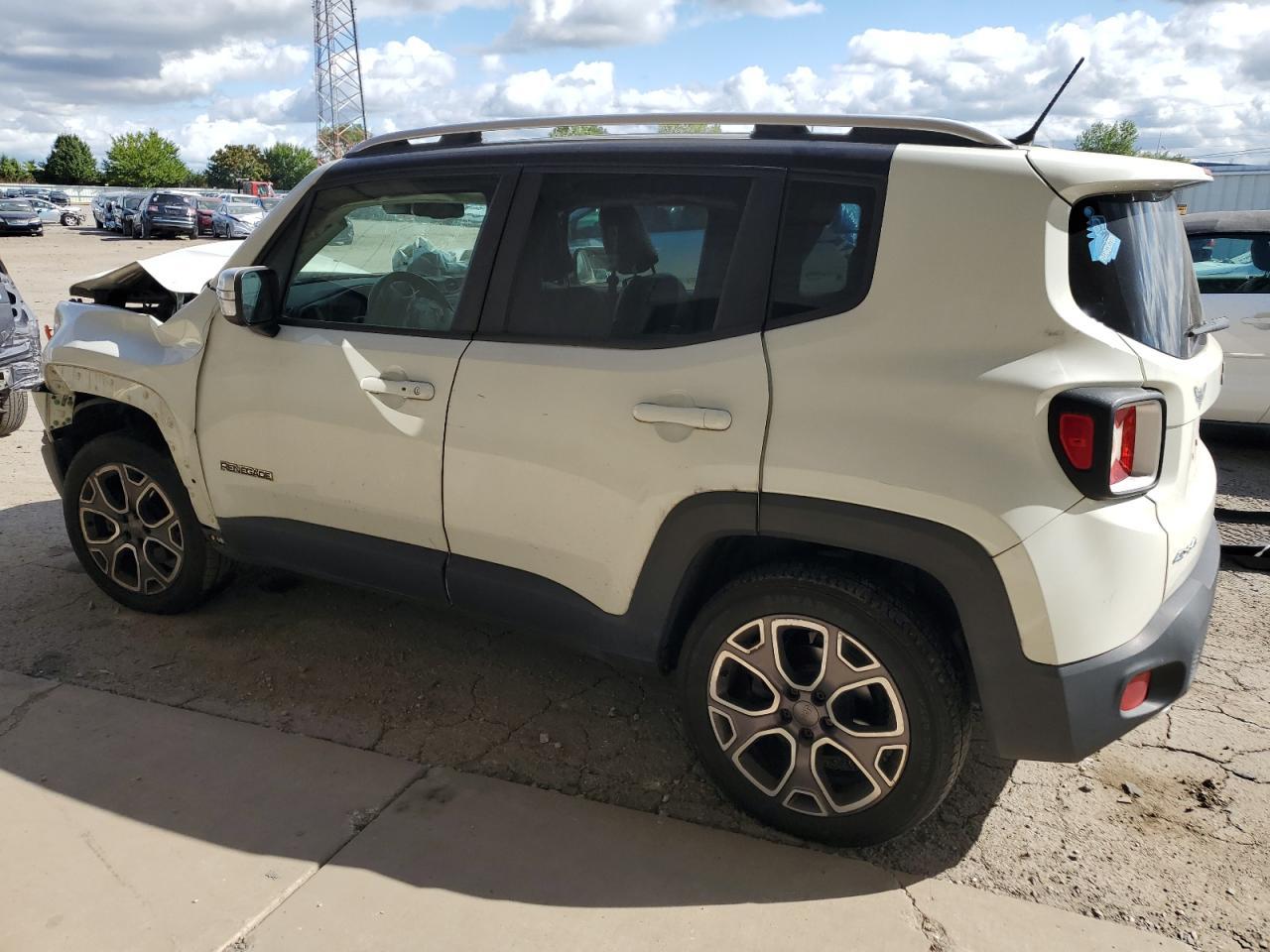 2015 Jeep Renegade Limited - Фото 2