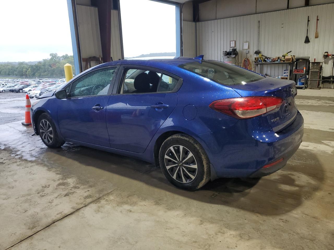 2017 Kia Forte Lx - Фото 2