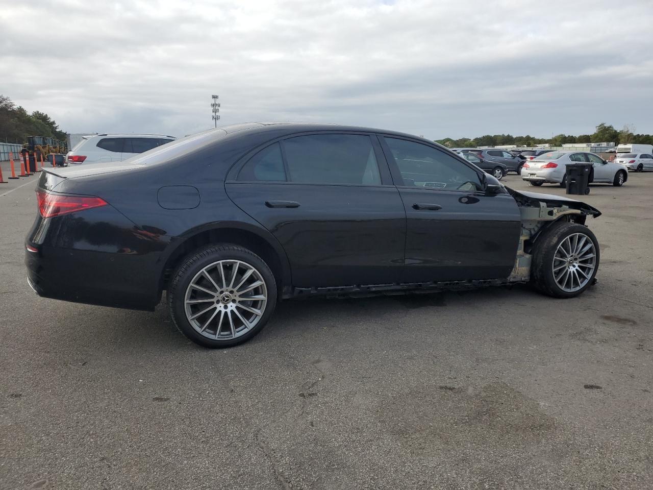 2022 Mercedes Benz S - Image 3