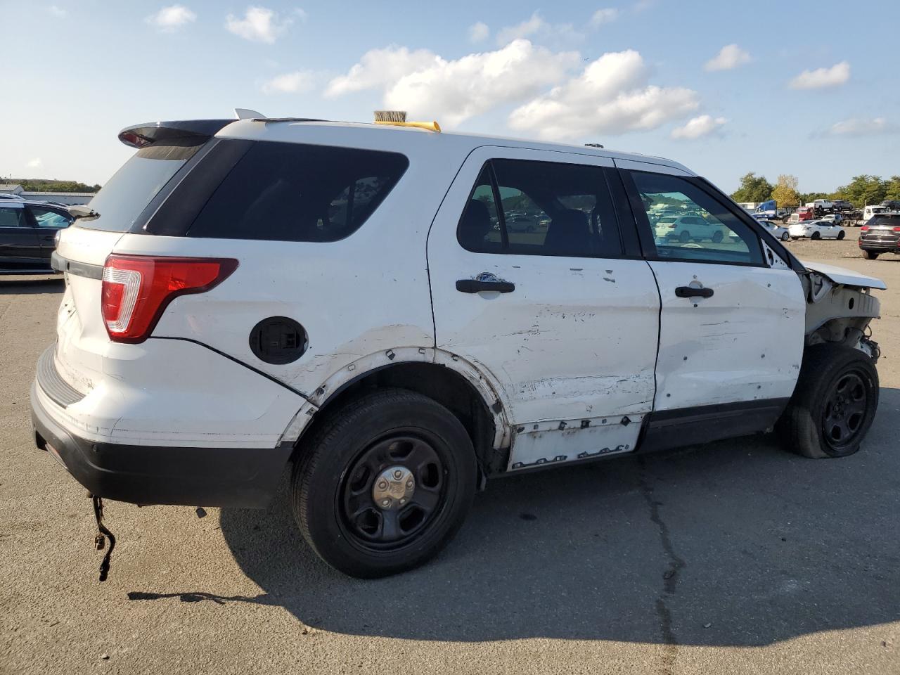 2017 Ford Explorer Police Interceptor - Фото 3