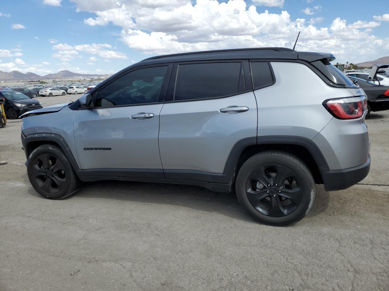 2018 Jeep Compass Latitude - Фото 2