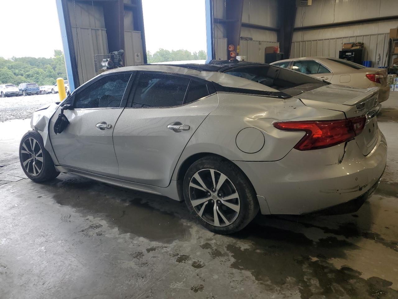 2017 Nissan Maxima 3.5S - Image 2