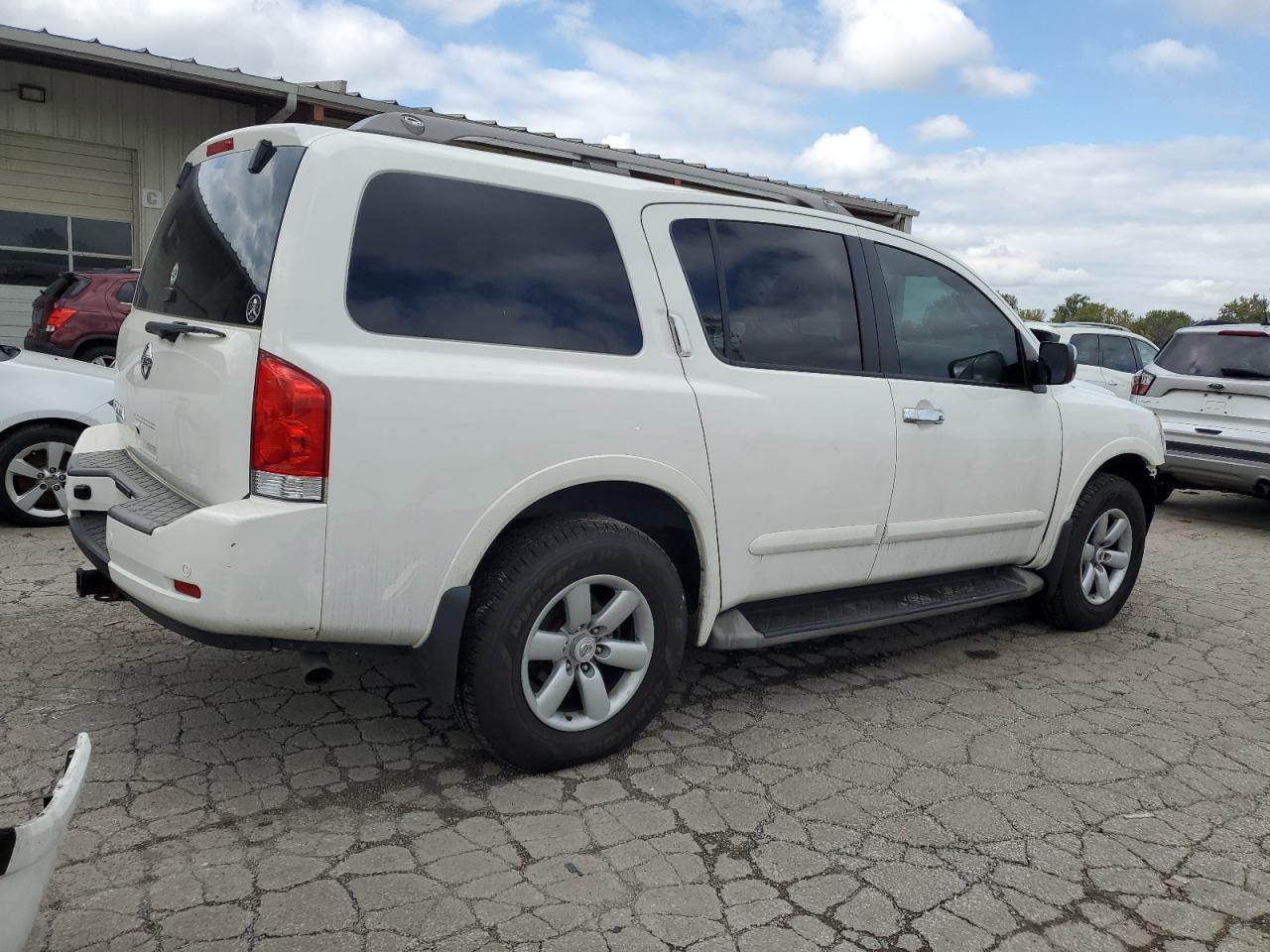2011 Nissan Armada Sv - Image 3