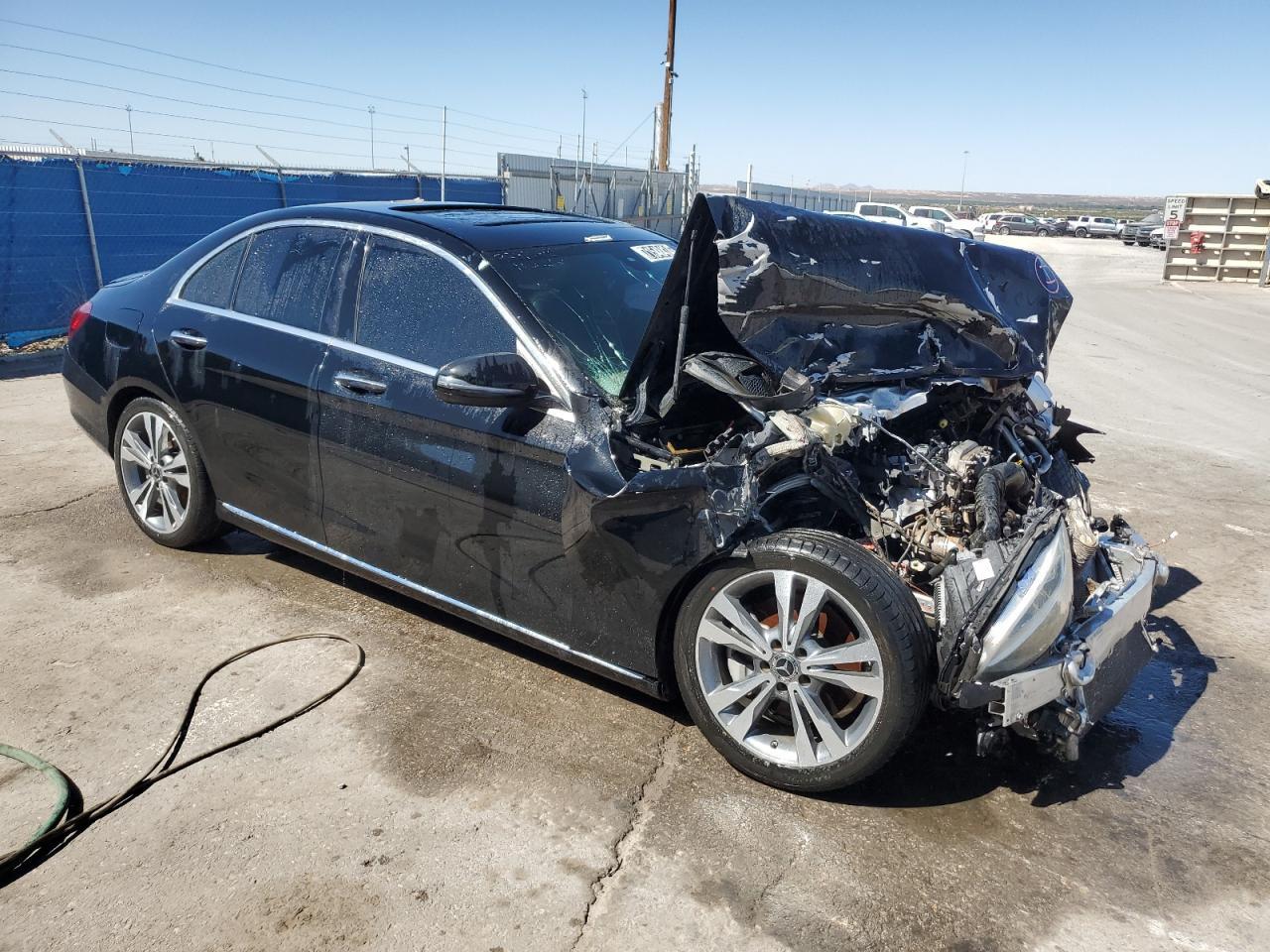 2019 Mercedes-Benz C 300 - Фото 4