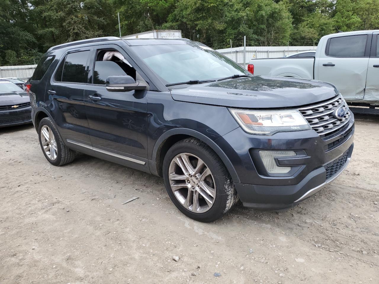 2017 Ford Explorer Xlt - Фото 4