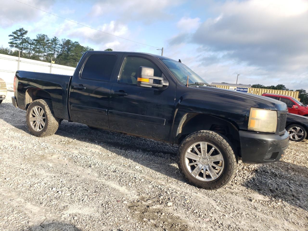 2008 Chevrolet Silverado C1500 - Image 4