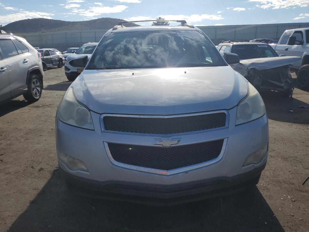 2011 Chevrolet Traverse Ls - Image 5